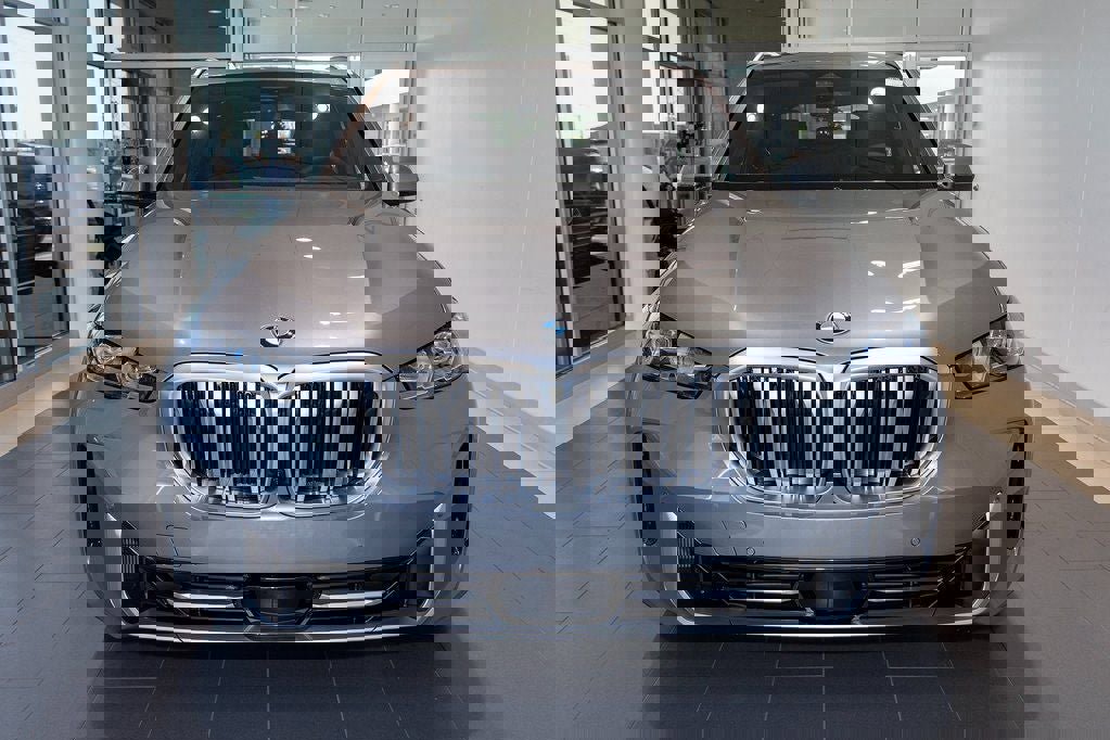 New 2026 BMW X5 xDrive40i image 2