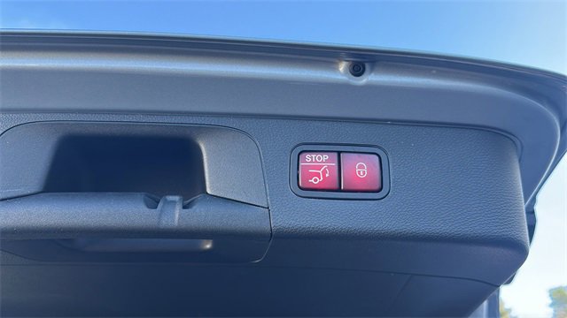 Certified 2022 Mercedes-Benz GLC 300 4MATIC image 38