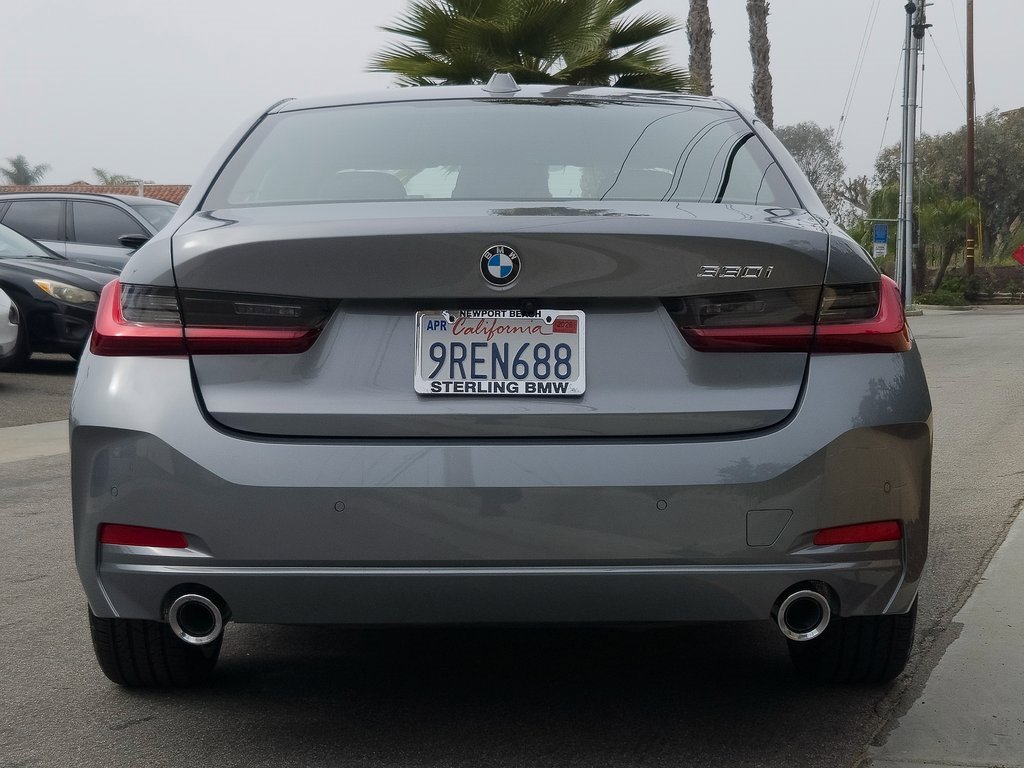 Used 2025 BMW 330i Sedan w/ Convenience Package image 30
