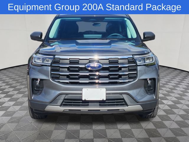 Used 2025 Ford Explorer Active w/ Active Comfort Package RWD image 2