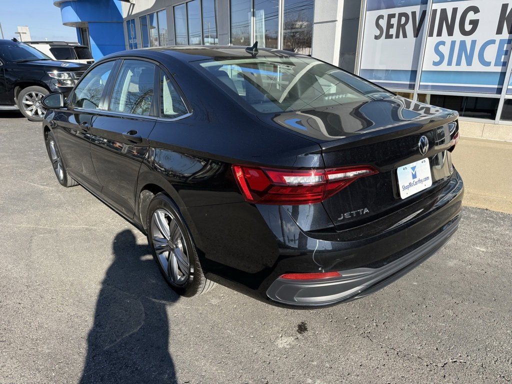 Used 2024 Volkswagen Jetta SE image 13