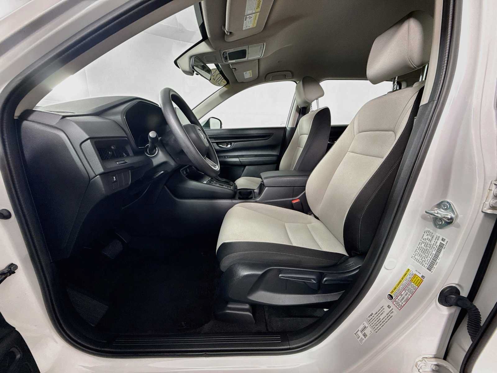 Used 2024 Honda CR-V LX image 16