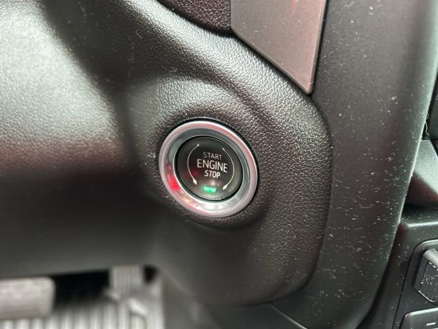 Used 2024 GMC Sierra 2500 Pro w/ Convenience Package image 18