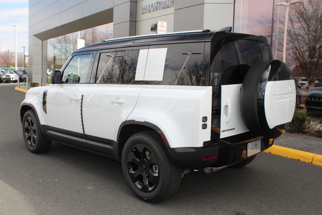 New 2026 Land Rover Defender 110 S image 9