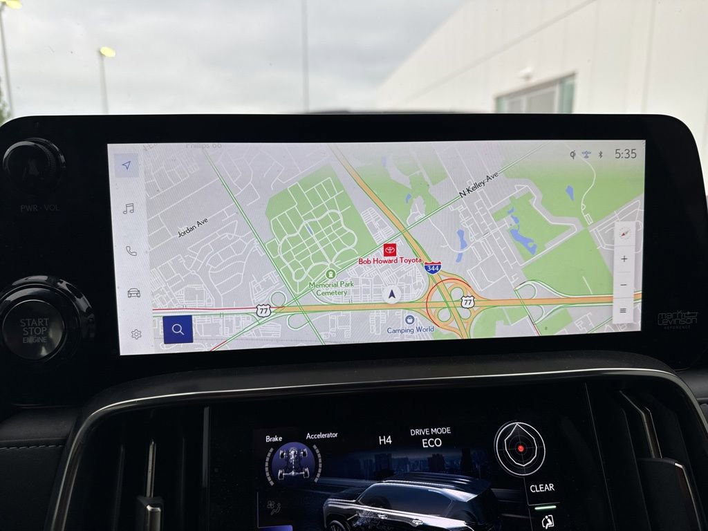 Used 2024 Lexus LX 600 4WD w/ Luxury Package image 8