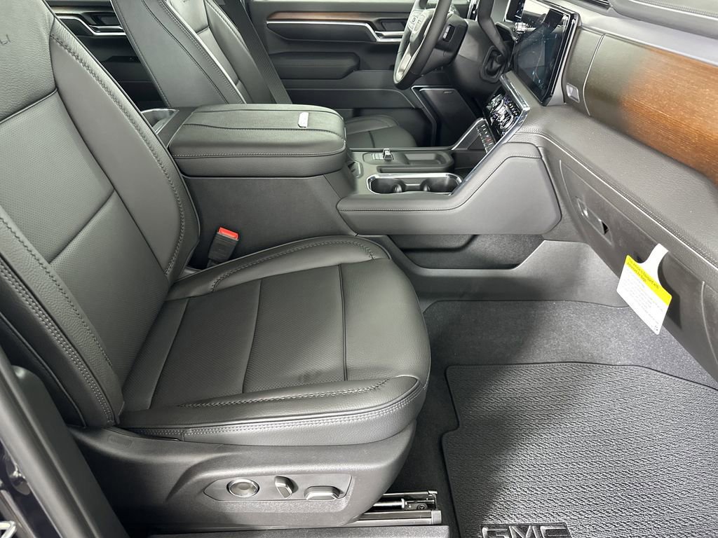New 2025 GMC Sierra 2500 Denali w/ Denali Reserve Package image 12