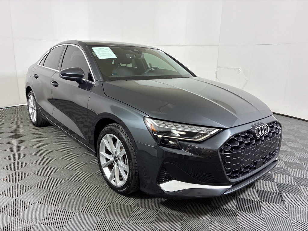 Used 2025 Audi A3 2.0T Premium w/ Convenience Package AWD/4WD image 4