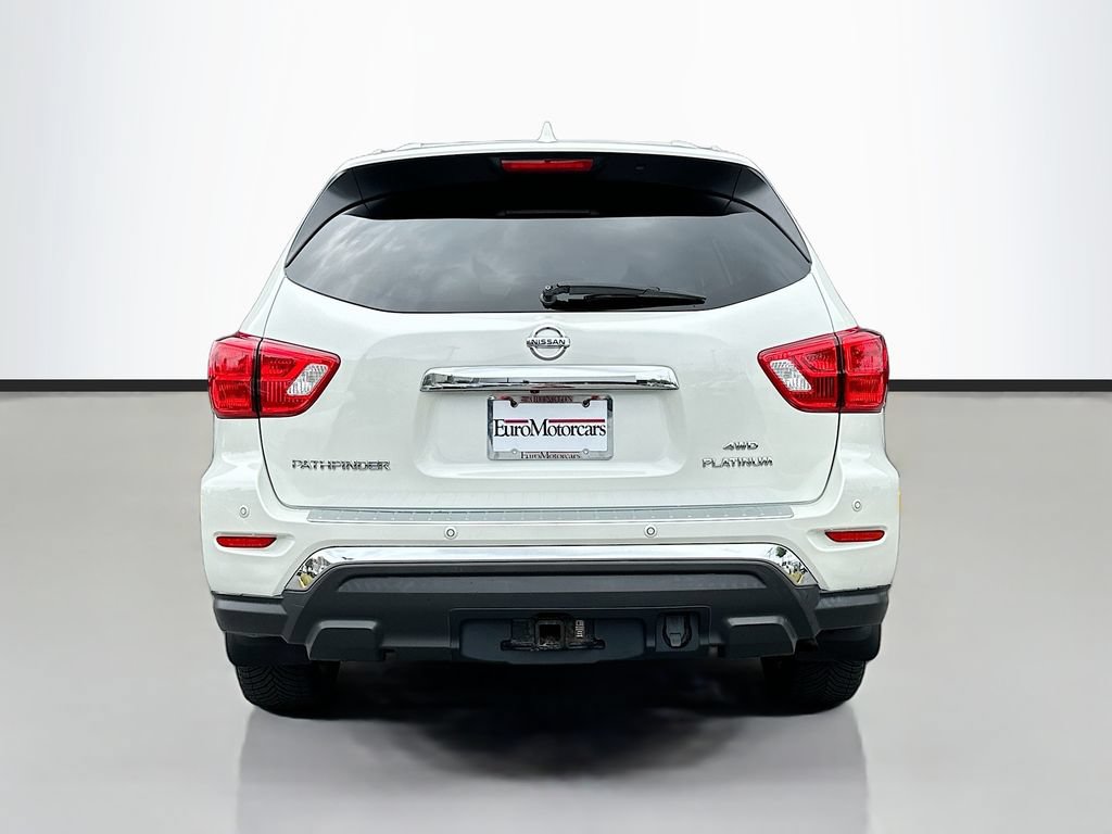 Used 2020 Nissan Pathfinder Platinum w/ Cargo Package AWD/4WD image 10
