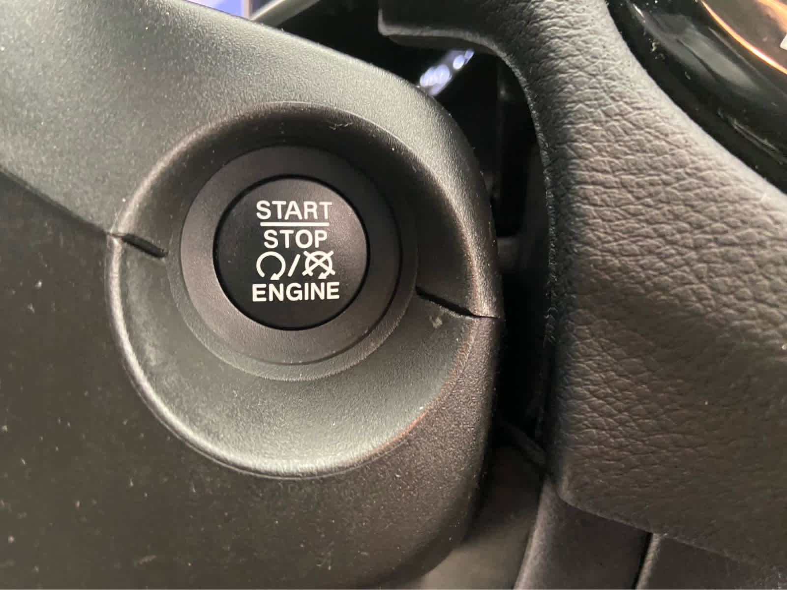 Used 2020 Jeep Compass Limited image 37