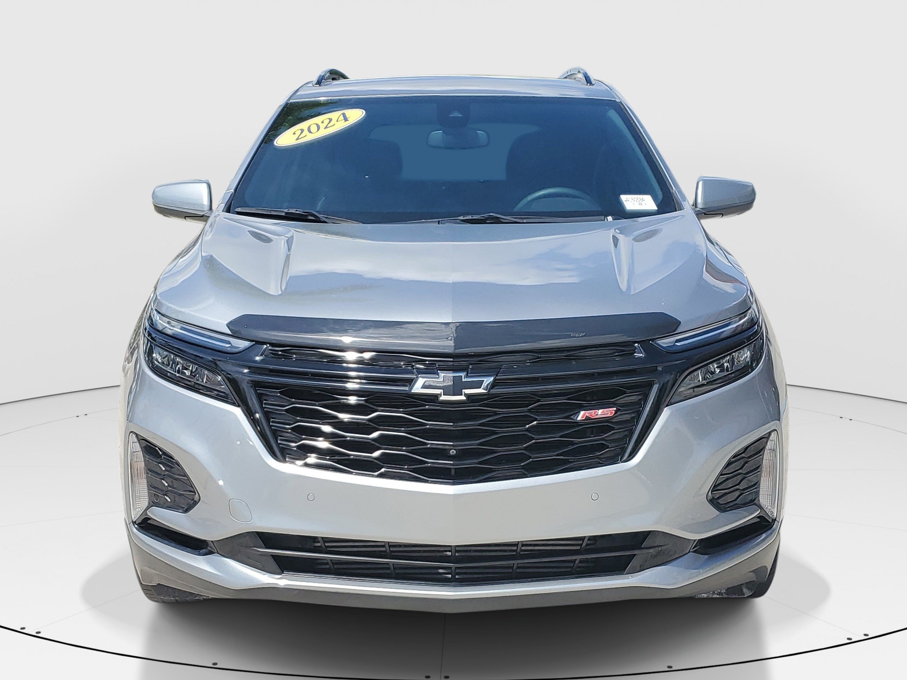 Used 2024 Chevrolet Equinox RS w/ RS Leather Package FWD image 2