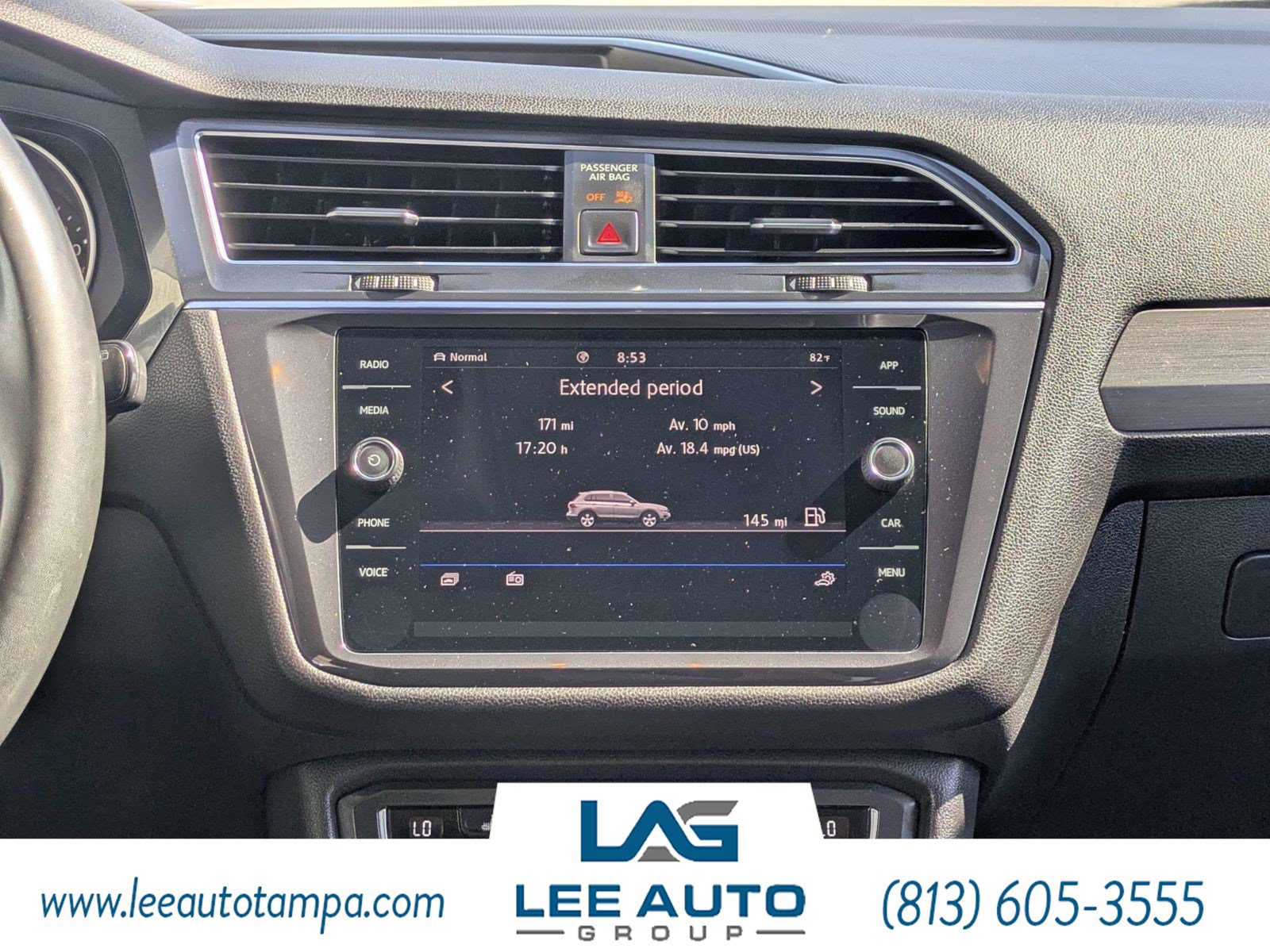 Used 2020 Volkswagen Tiguan SEL AWD/4WD image 16