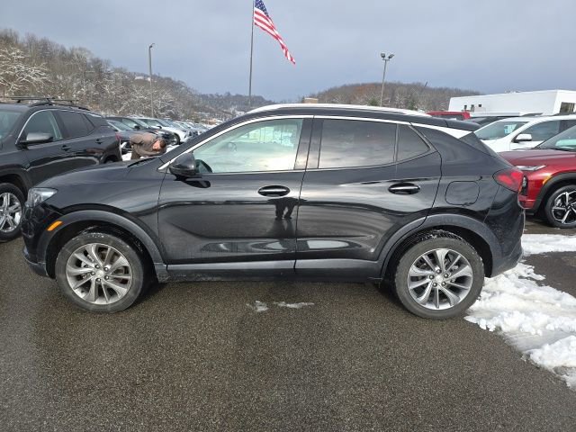 Used 2023 Buick Encore GX Essence w/ Experience Buick Package image 2