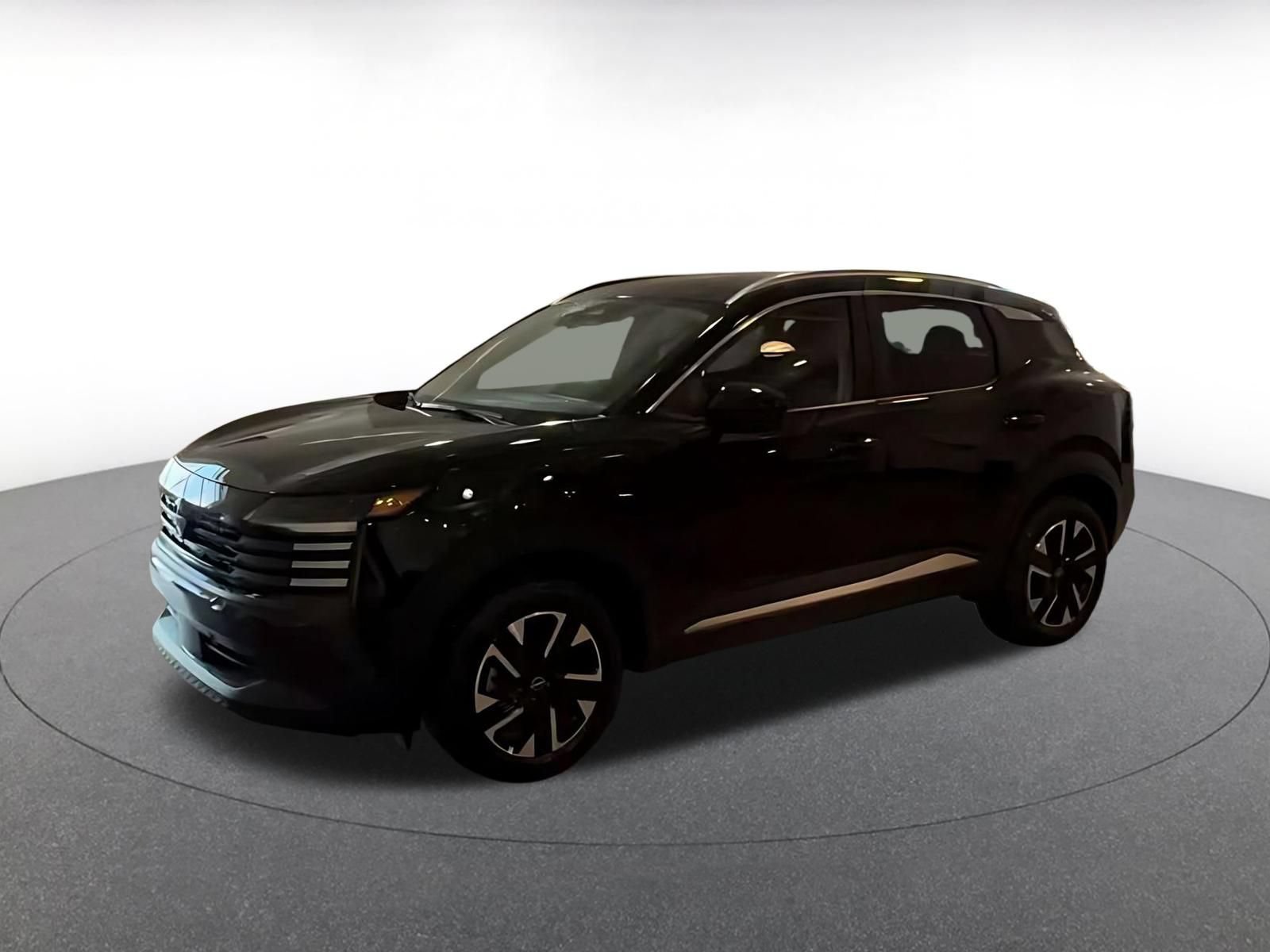 Used 2026 Nissan Kicks SV w/ Cold Weather Package AWD/4WD image 7