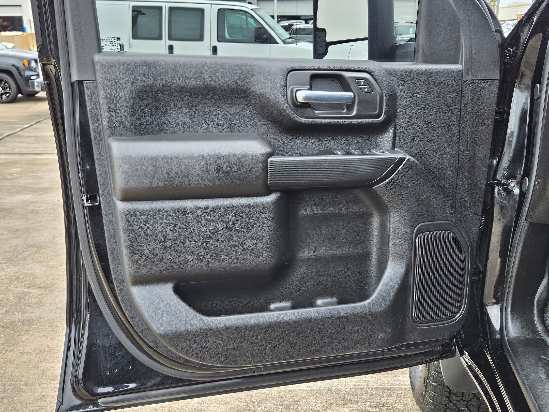 Used 2025 Chevrolet Silverado 2500 Custom w/ Custom Convenience Package AWD/4WD image 14