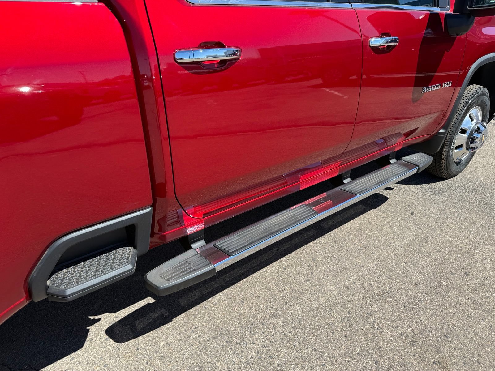New 2026 Chevrolet Silverado 3500 LTZ w/ LTZ Convenience Package AWD/4WD image 6
