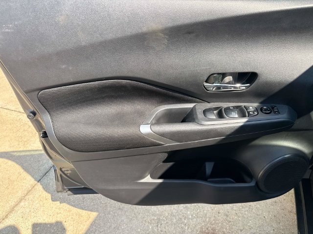 Used 2023 Nissan Kicks SV FWD image 24