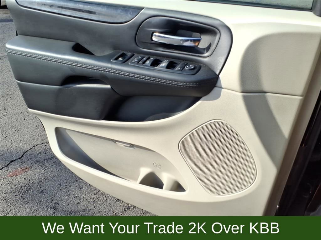 Used 2017 Dodge Grand Caravan SE w/ Power Window Group image 20