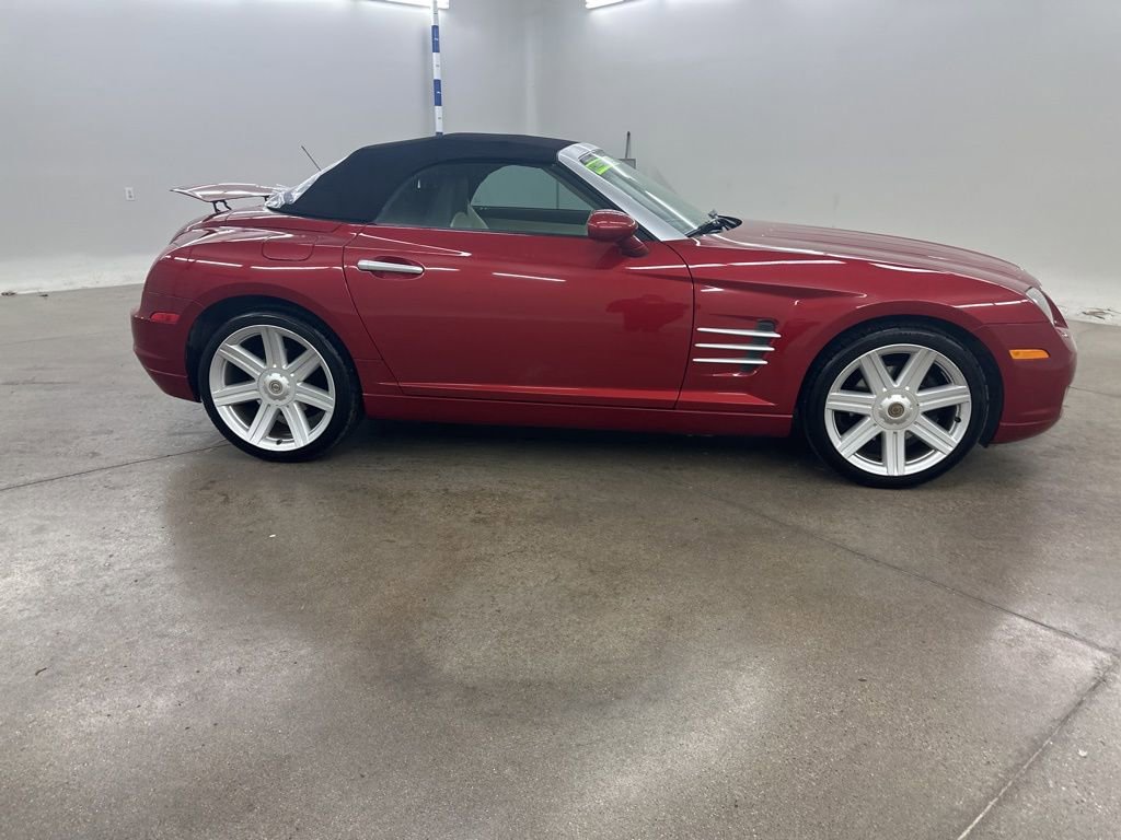 Used 2005 Chrysler Crossfire Limited image 13