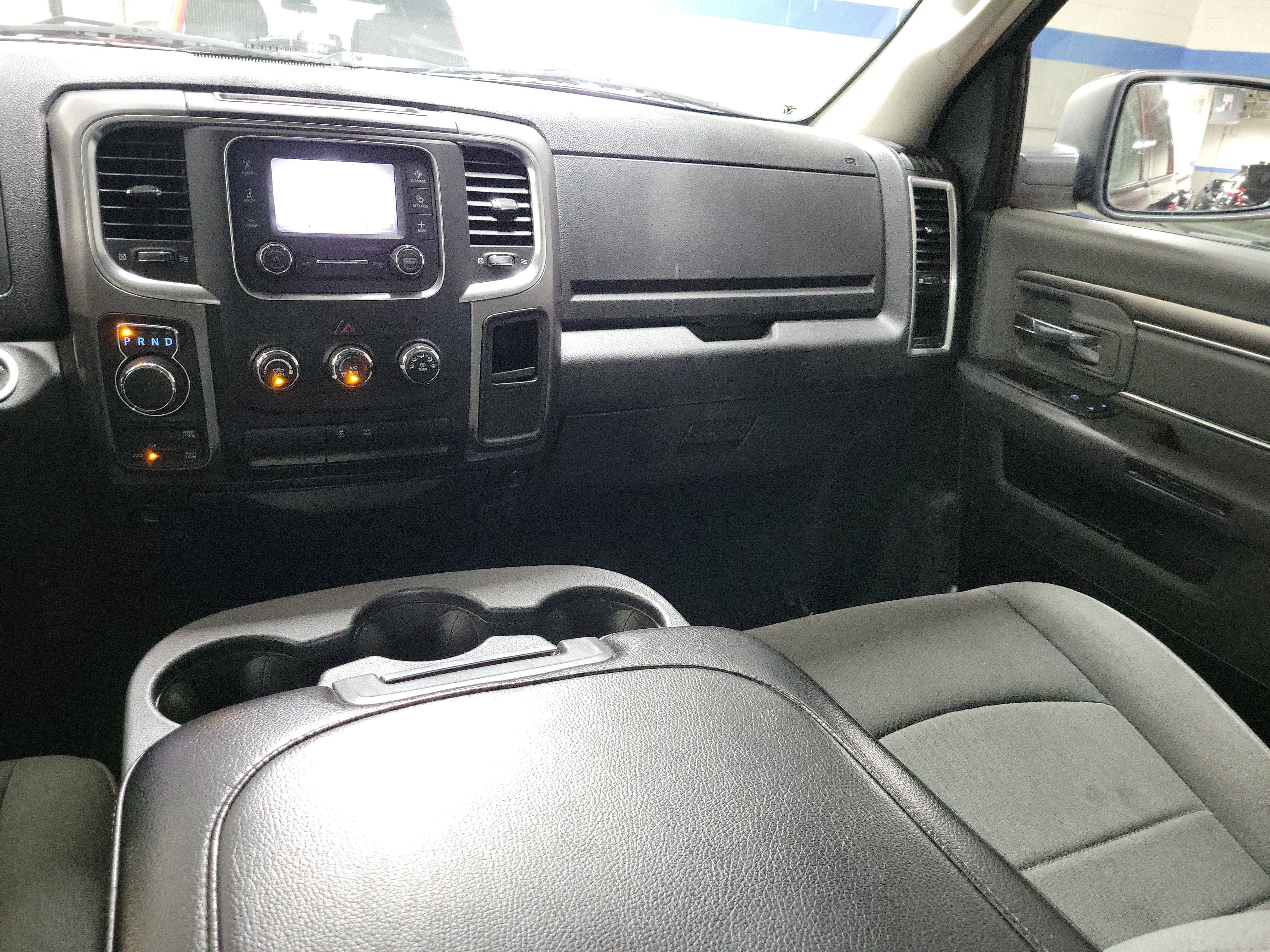 Used 2024 RAM 1500 Classic SLT AWD/4WD image 15