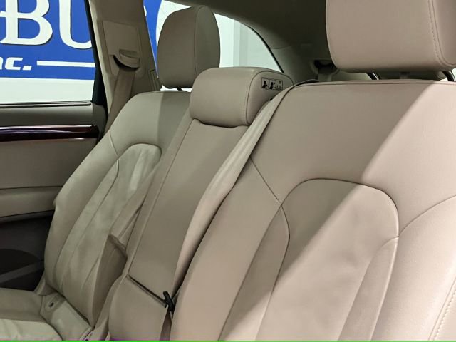 Used 2015 Audi Q7 3.0T Premium Plus w/ Premium Plus Package AWD/4WD image 37