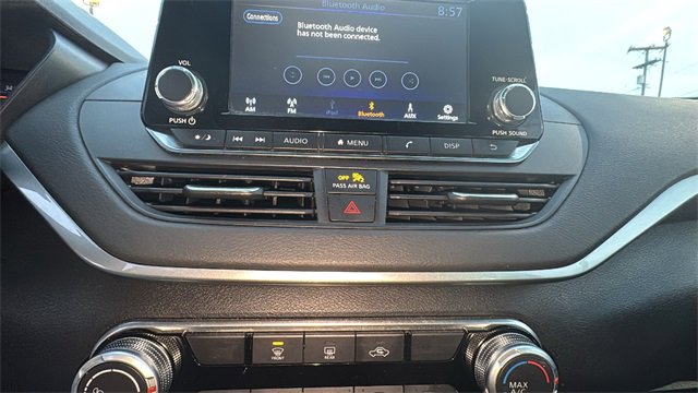 Used 2024 Nissan Altima 2.5 S image 18