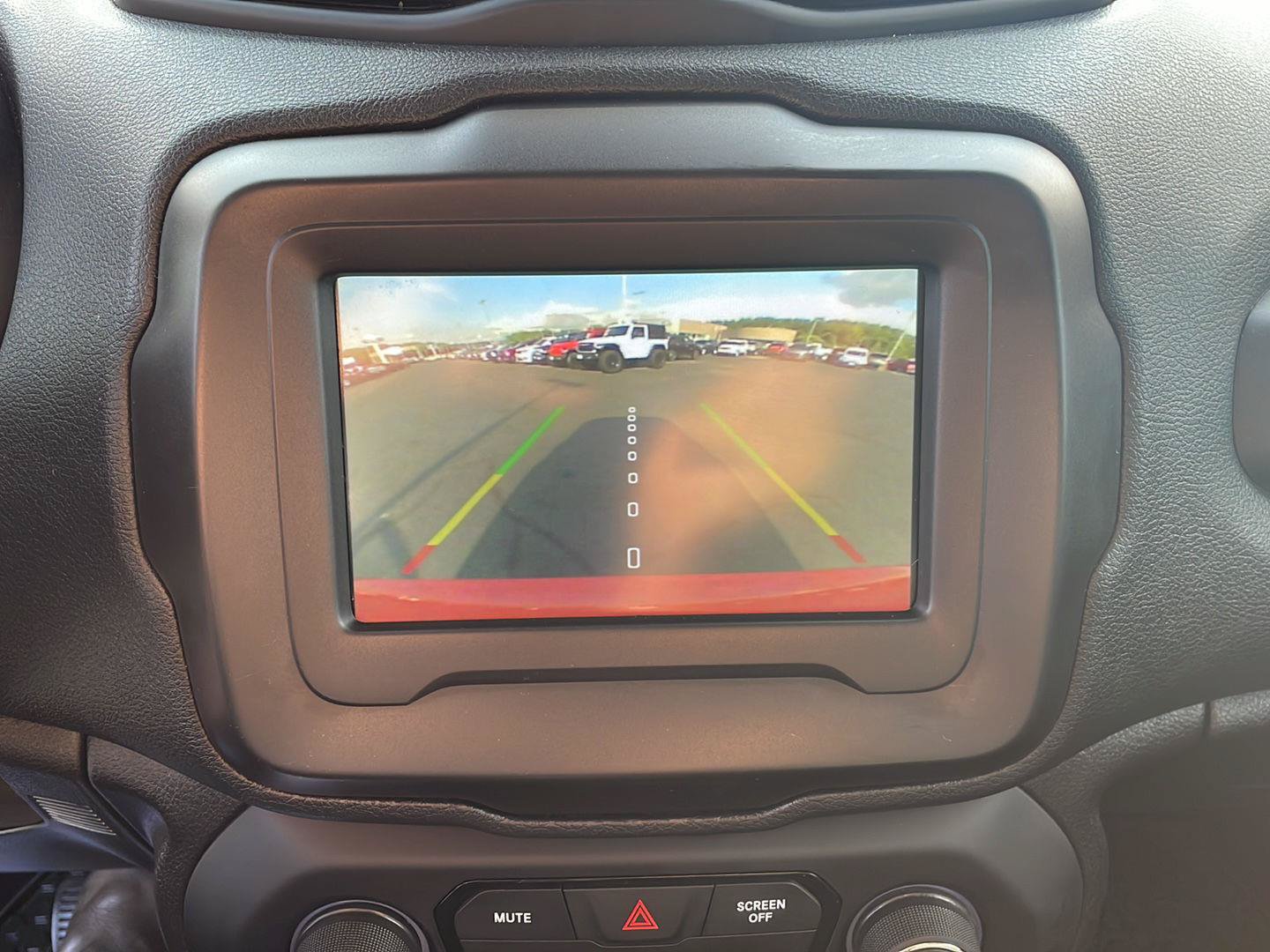 Used 2019 Jeep Renegade Altitude w/ Quick Order Package 2XM AWD/4WD image 24