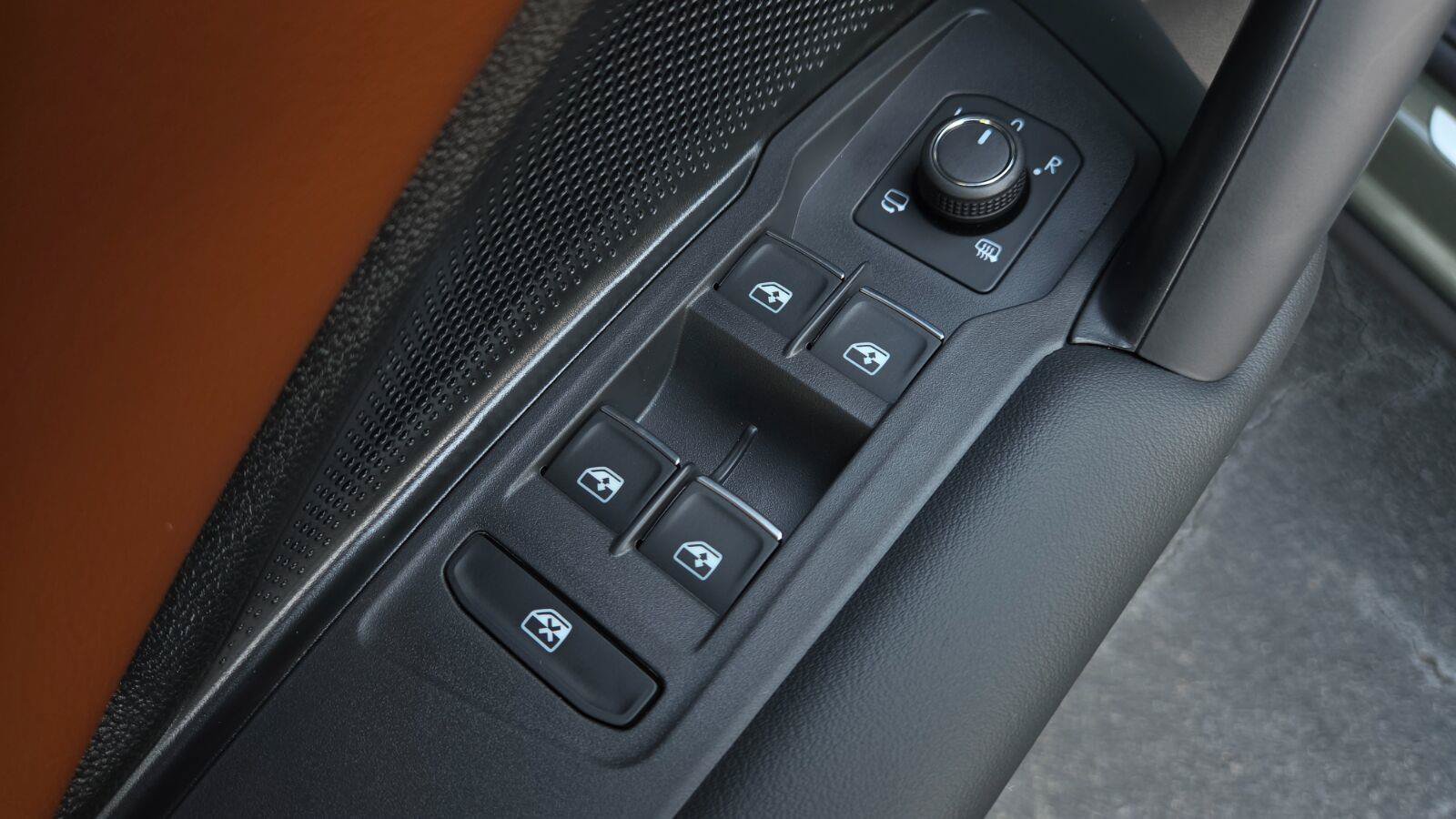 New 2026 Volkswagen Tiguan SEL R-Line AWD/4WD image 20