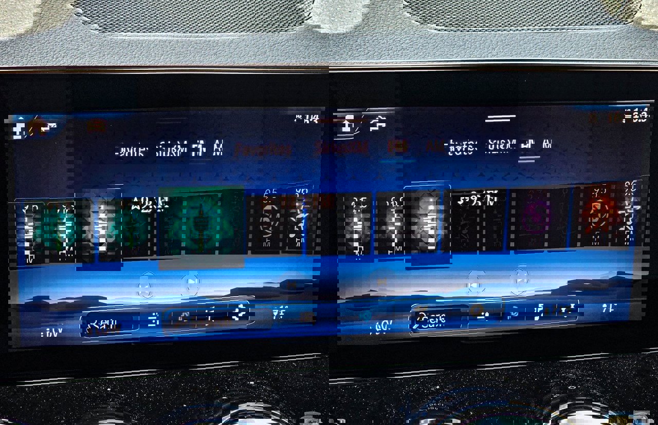 New 2026 Mercedes-Benz GLB 250 4MATIC image 15