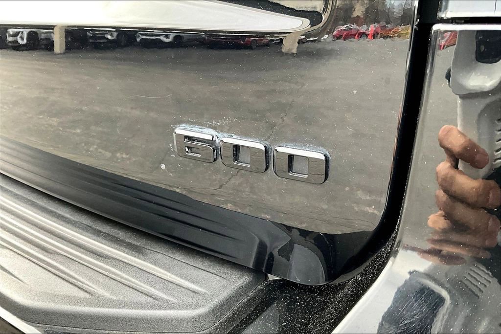 Certified 2023 Cadillac Escalade Sport w/ LPO, ONYX Package image 24