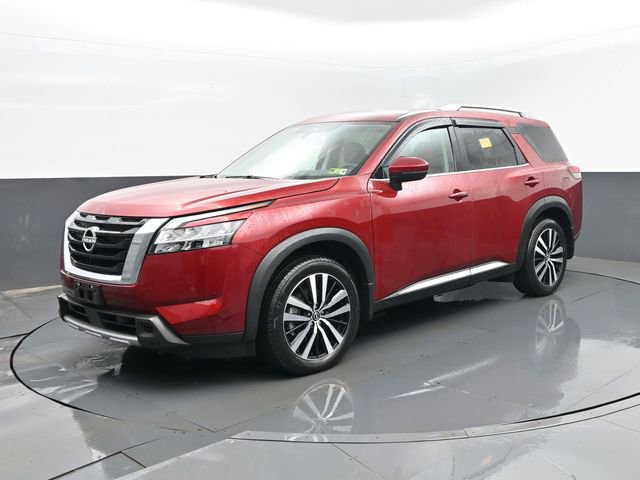 Used 2024 Nissan Pathfinder Platinum w/ Cargo Package image 1