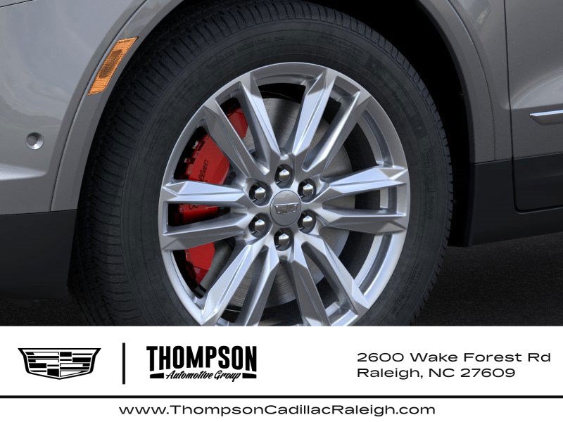 New 2026 Cadillac XT5 Sportv w/ LPO, Floor Liner Package AWD/4WD image 9