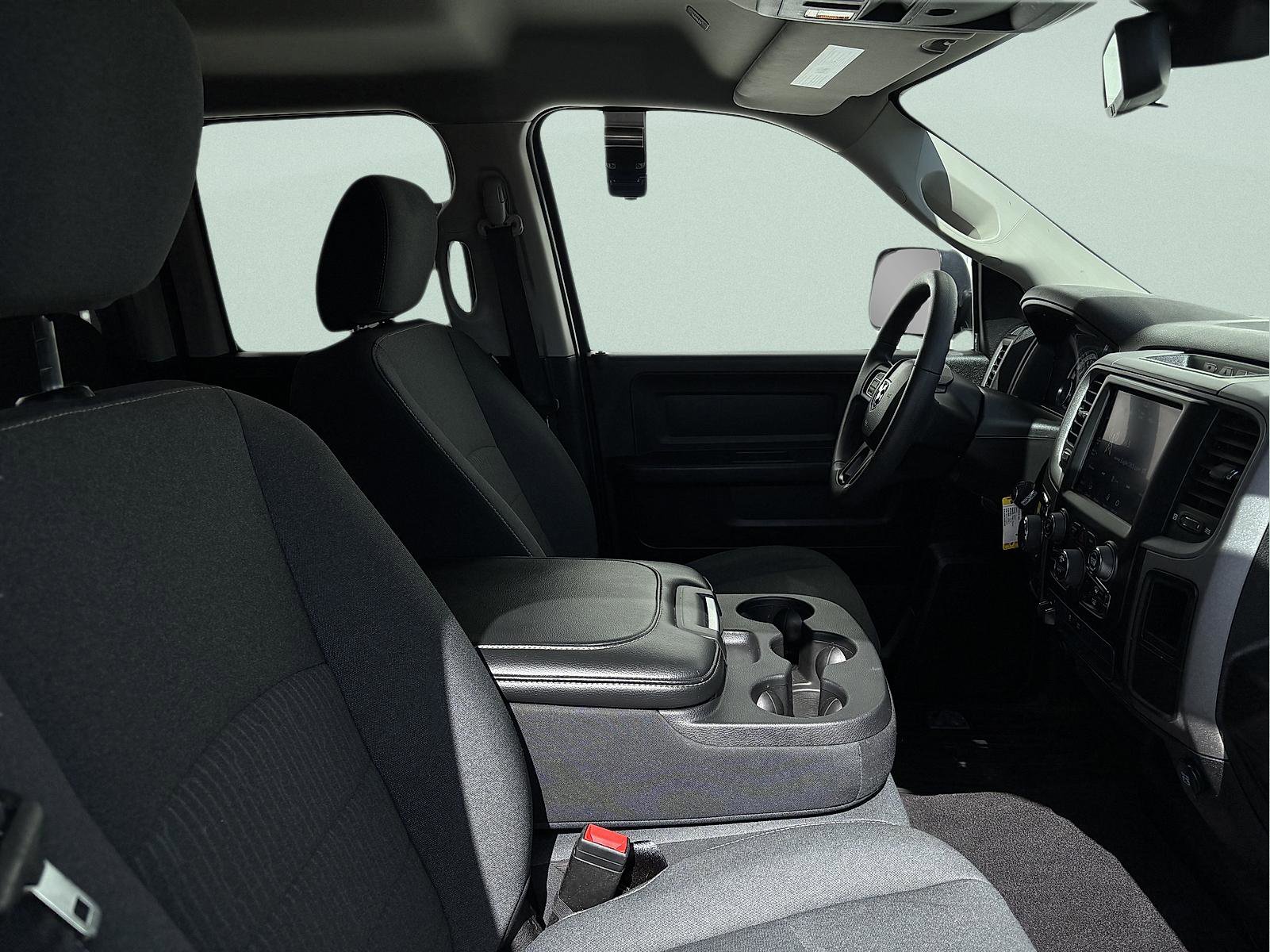 Used 2021 RAM 1500 Express image 34