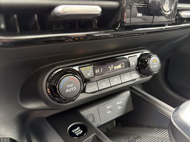 New 2026 Nissan Kicks SV w/ SV Premium Package image 27