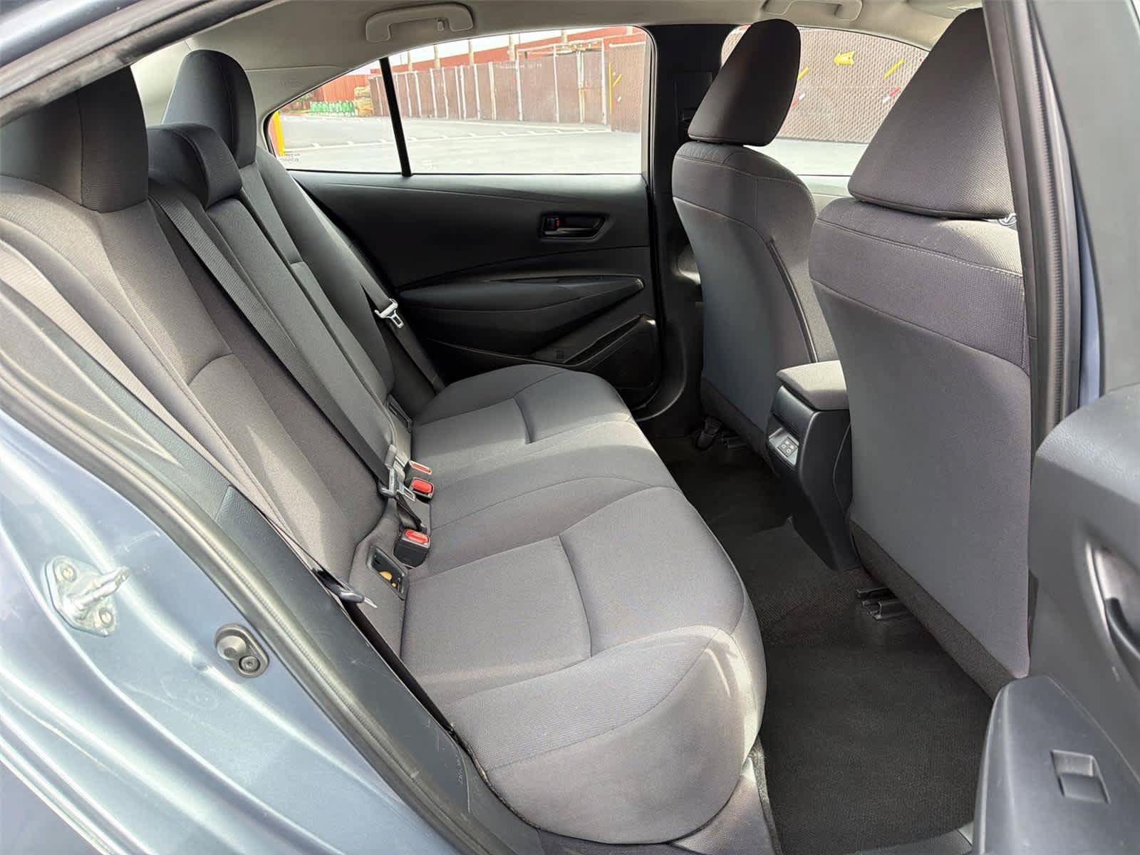 Used 2023 Toyota Corolla LE FWD image 14