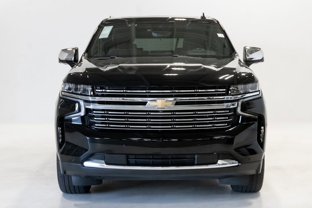 Used 2023 Chevrolet Suburban Premier AWD/4WD image 5