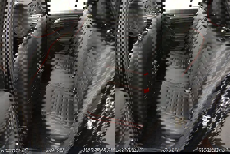 Used 2021 Volkswagen GTI Autobahn image 21