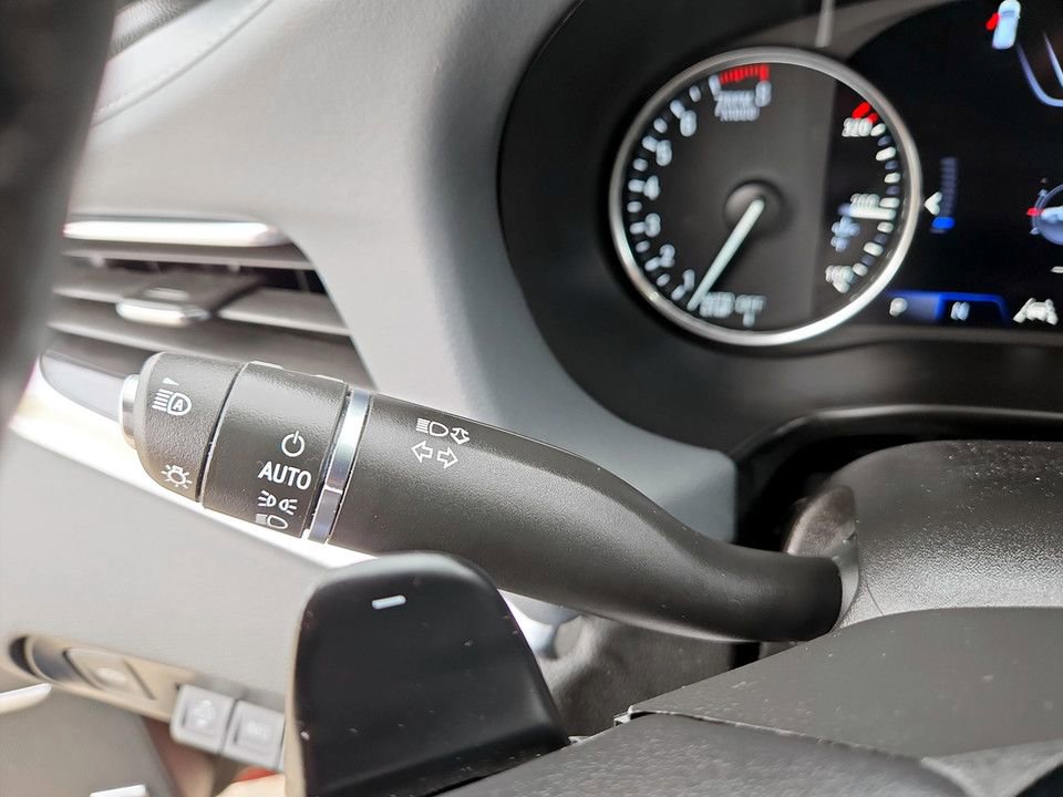 Used 2024 Buick Enclave Premium image 20