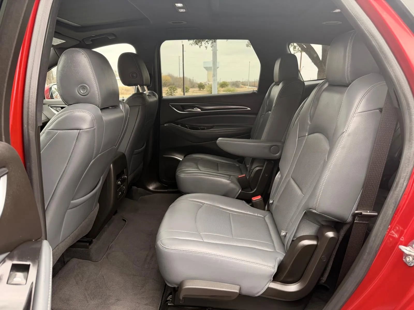 Used 2023 Buick Enclave Essence w/ Experience Buick Package FWD image 18