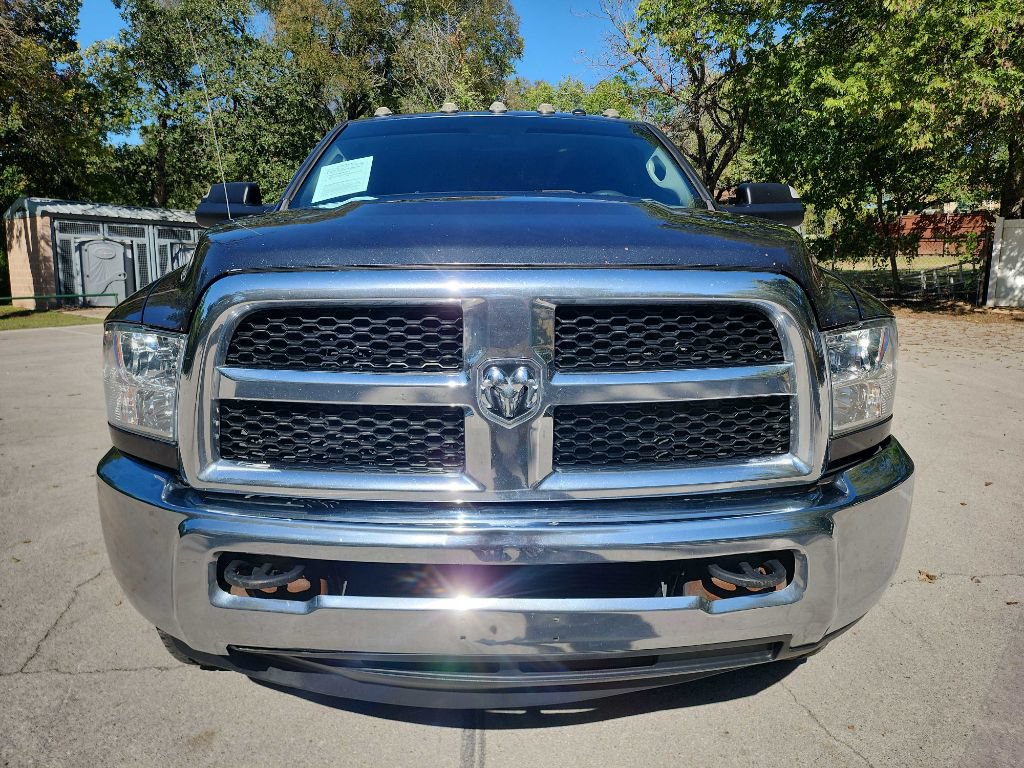 Used 2018 RAM 3500 Tradesman w/ Chrome Appearance Group AWD/4WD image 5