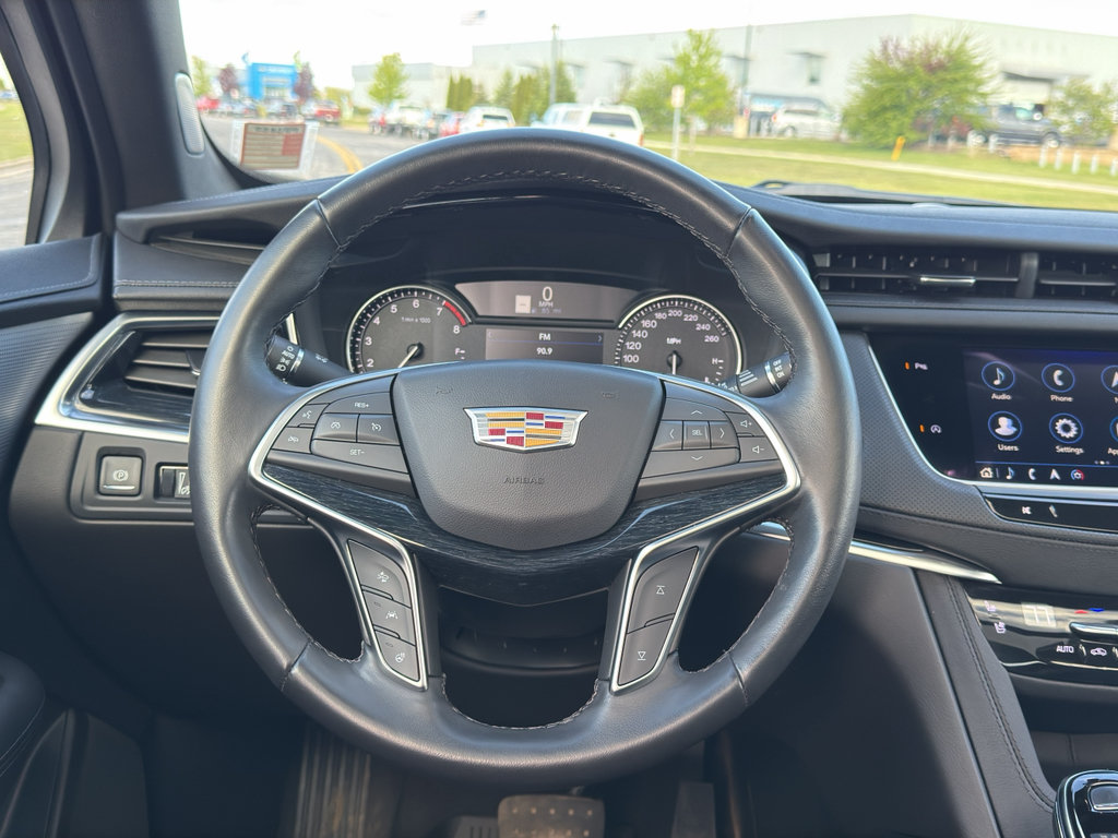 Used 2024 Cadillac XT5 Premium Luxury w/ LPO, Floor Liner Package AWD/4WD image 32