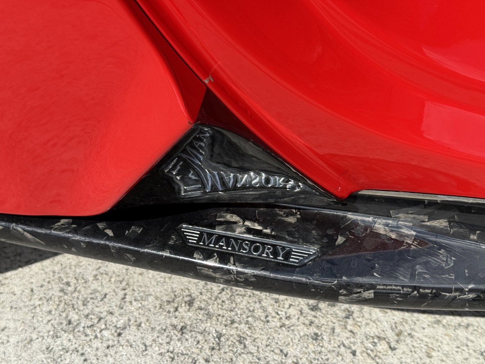 Used 2019 Ferrari 812 Superfast image 29