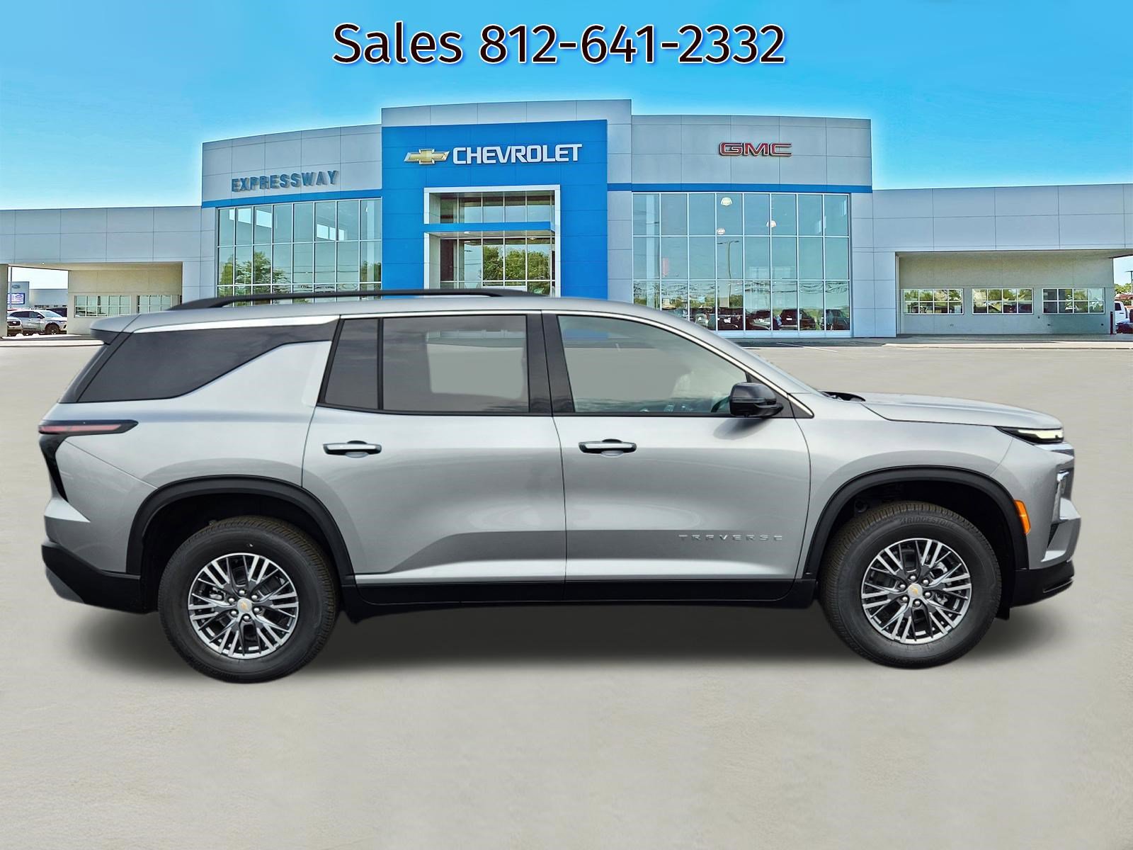 New 2026 Chevrolet Traverse LT w/ Driver Confidence Package image 5