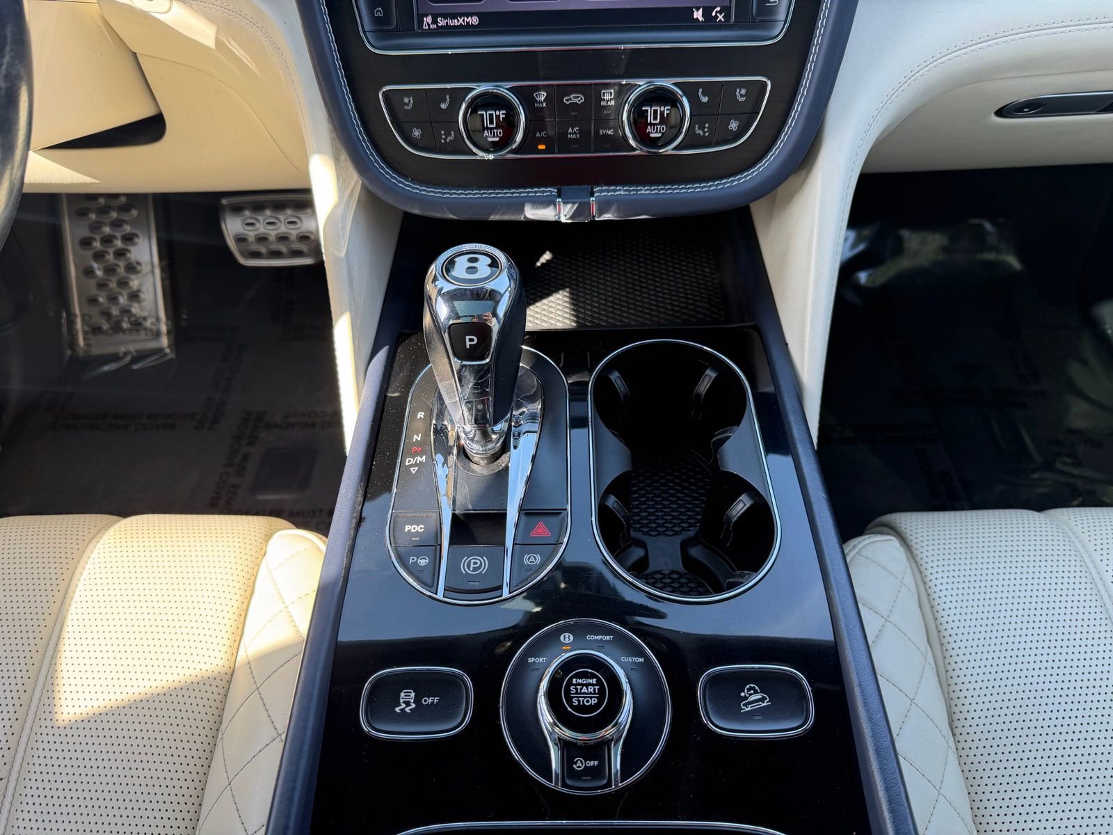 Used 2019 Bentley Bentayga image 15