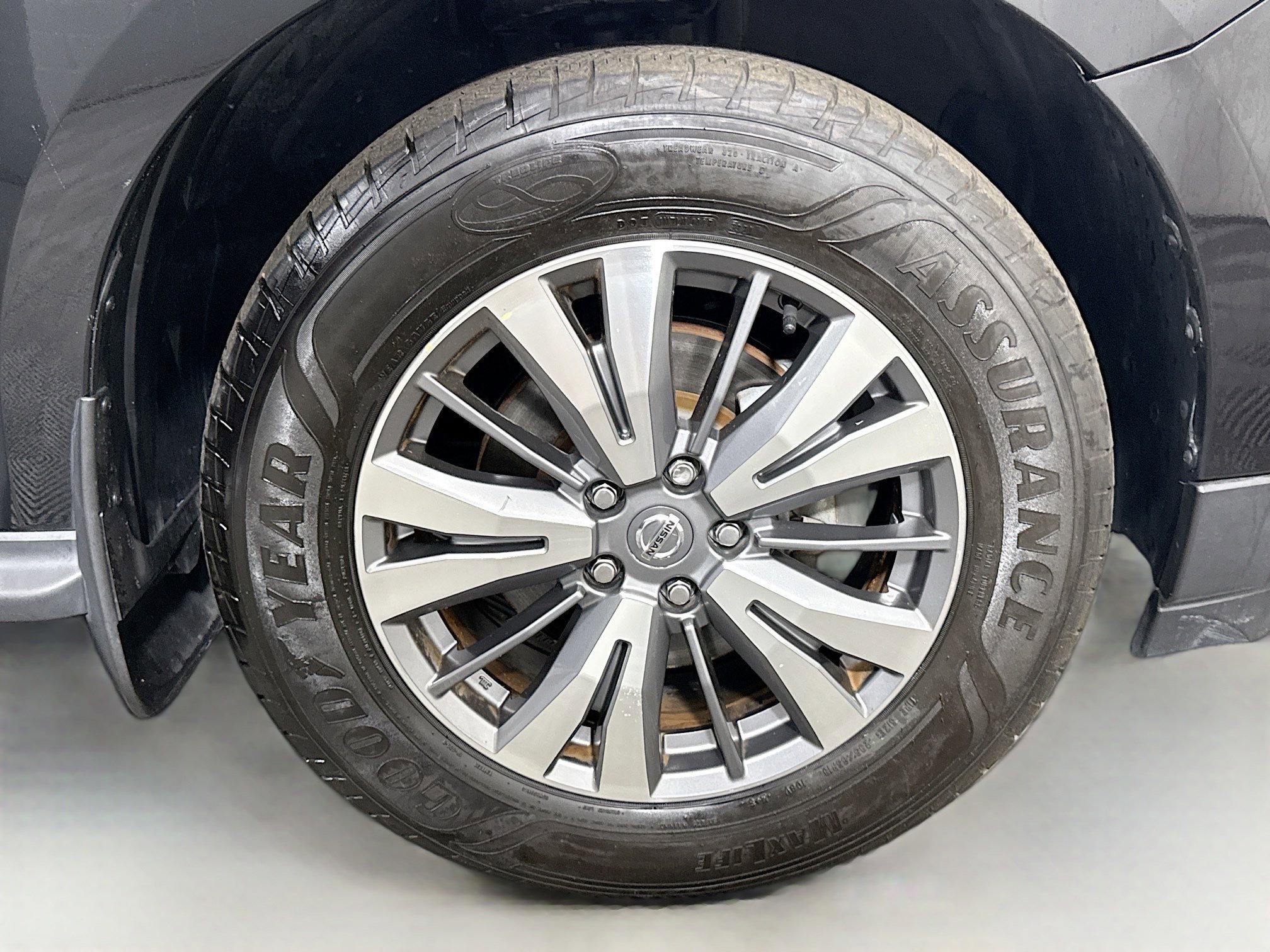 Used 2020 Nissan Pathfinder SL image 32