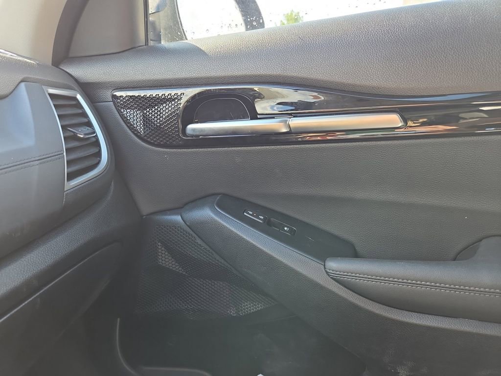 Certified 2026 Kia Seltos EX w/ EX Sunroof Package image 32