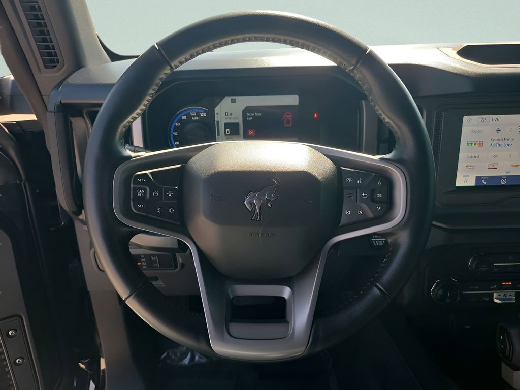 Used 2022 Ford Bronco Outer Banks image 24