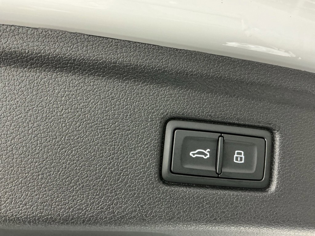 Used 2025 Audi A5 2.0T Premium Plus image 33
