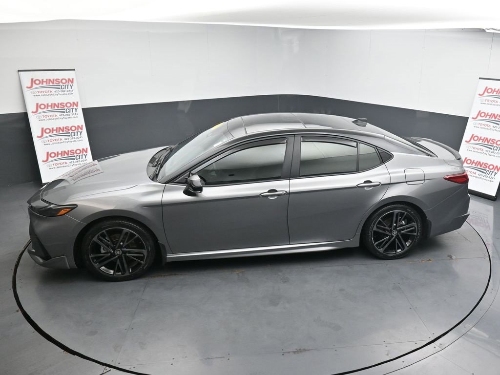 Used 2025 Toyota Camry XSE image 27