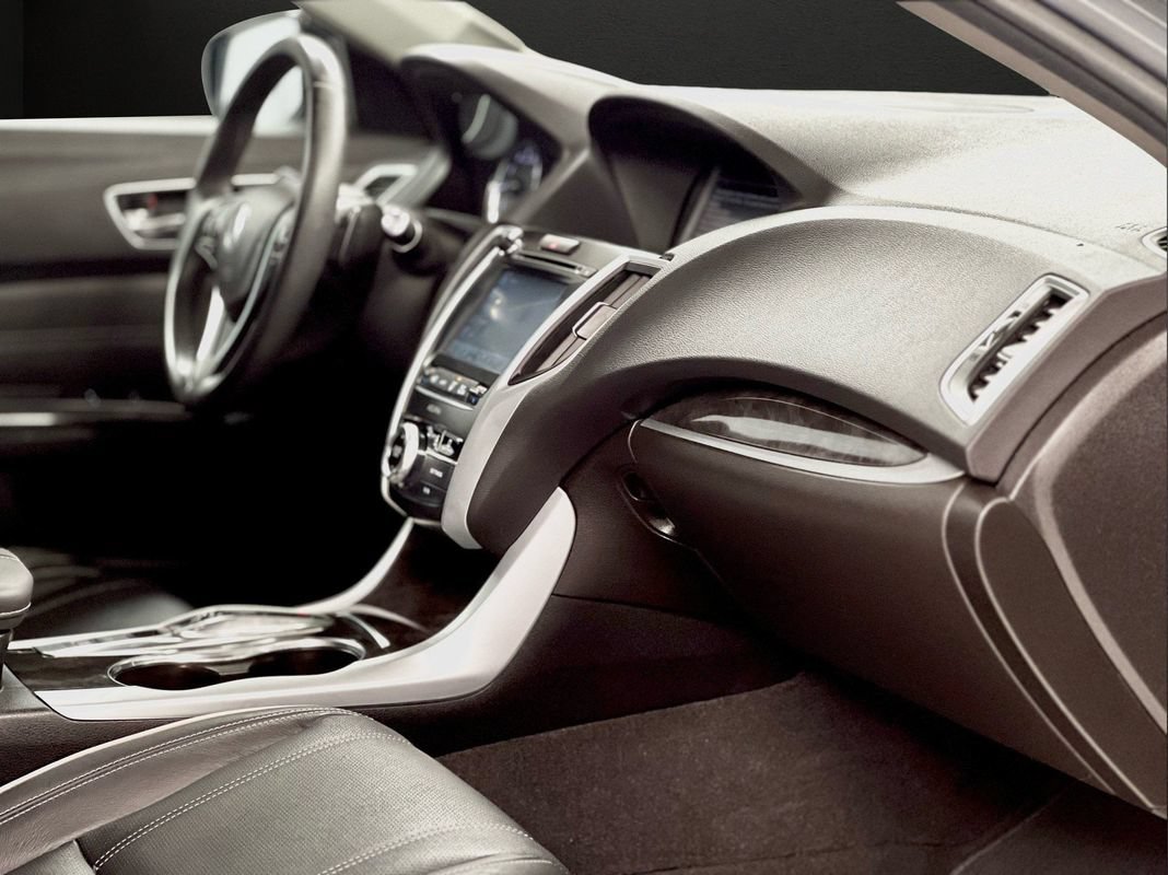 Used 2020 Acura TLX w/ Technology Package FWD image 20