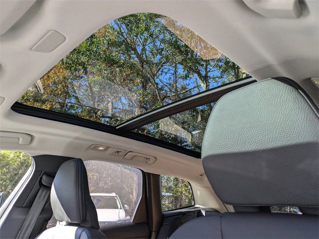 New 2025 Volvo XC60 B5 Plus w/ Climate Package image 19